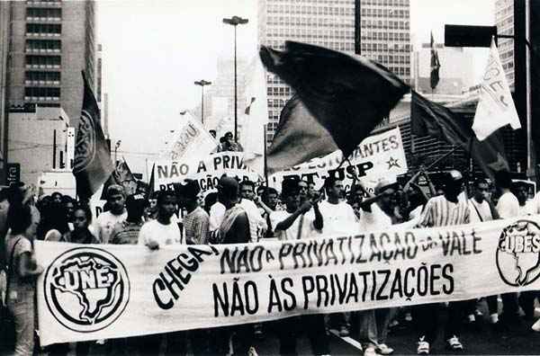 Protesto UBES contra privatização da VALE. 
